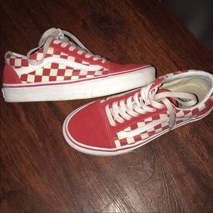 RED VANS